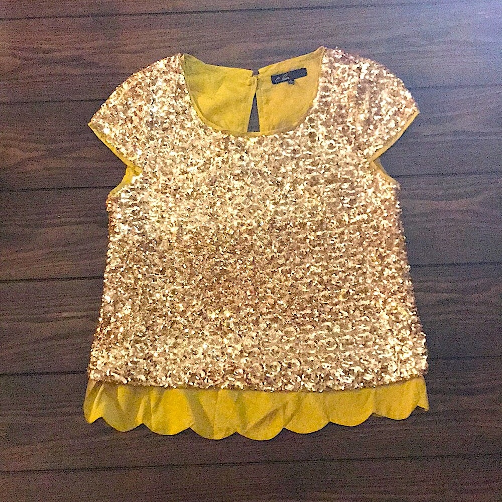 🍀3/$20🍀 Gold Sequin Blouse